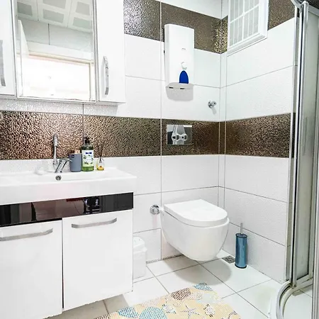 Crystal Life Apartment *